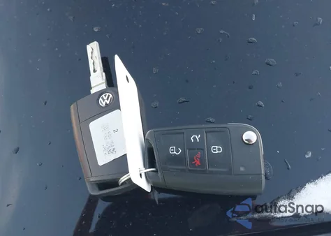 2017 Volkswagen Golf Alltrack S из США, поврежденный, VIN 3VWH17AU6HM510370